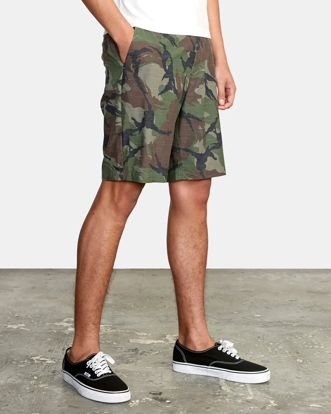 Balance Hybrid Shorts 20” - Camo