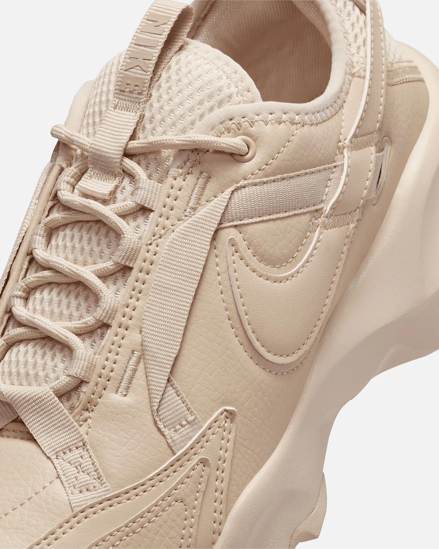 Nike Women's TC 7900 Sanddrift
